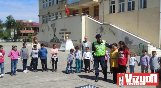 Jandarmadan öğrencilere ‘trafik’ eğitimi