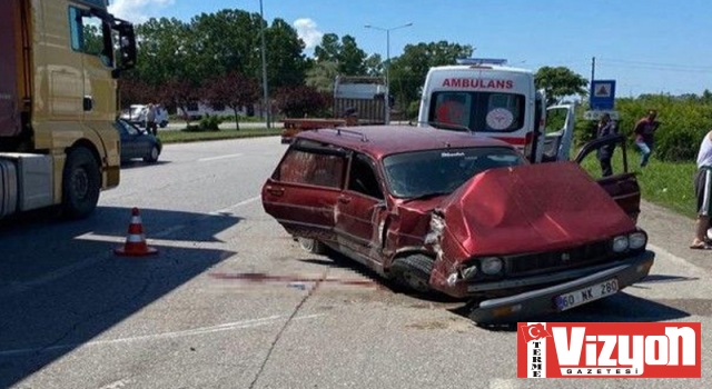 Terme’de trafik kazası: 1 ağır yaralı