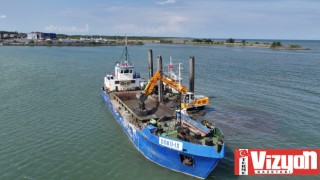 Terme Limanı’nda Kum Temizliği Çalışmaları Başladı